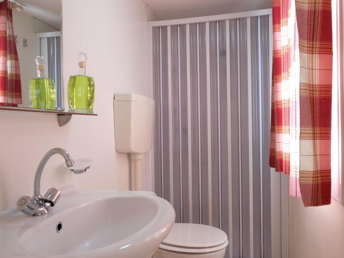 Holiday Home Camping Thurium By Interhome Marina di Schiavonea Exterior foto