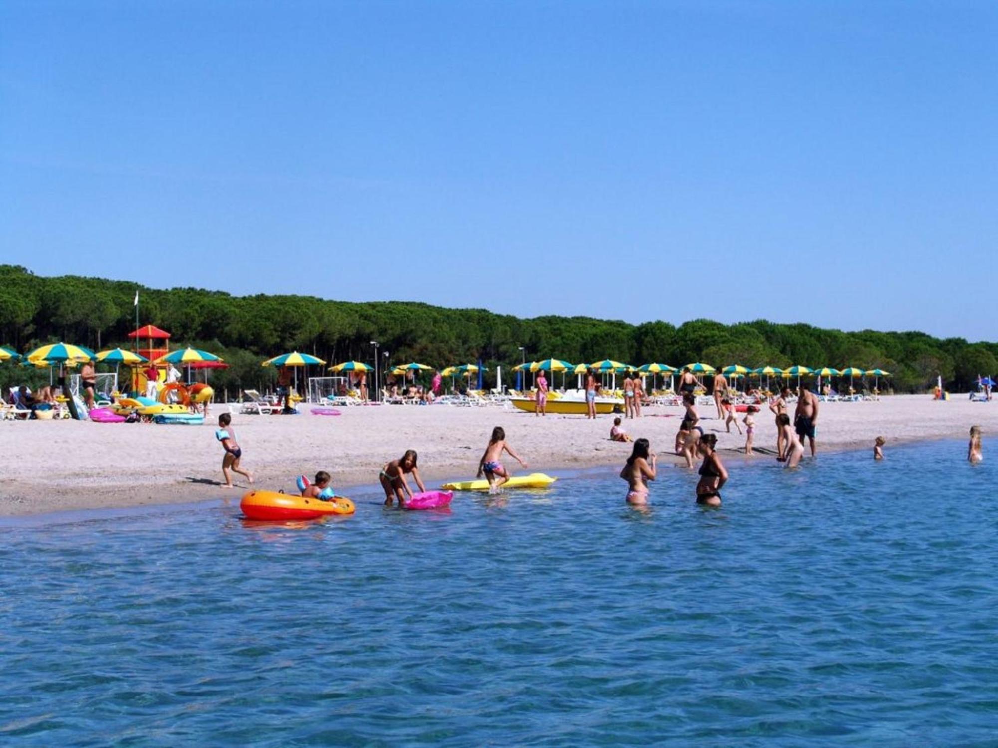 Holiday Home Camping Thurium By Interhome Marina di Schiavonea Exterior foto